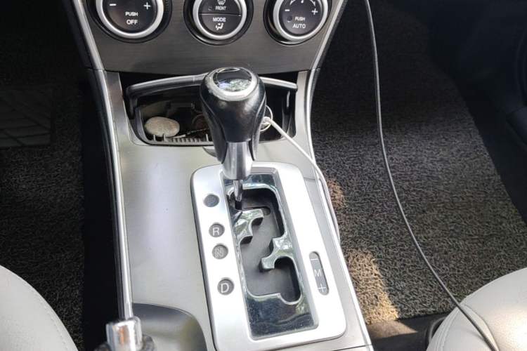 Used Mazda 6 2013 2.0L Automatic Fashion Edition Gear Lever