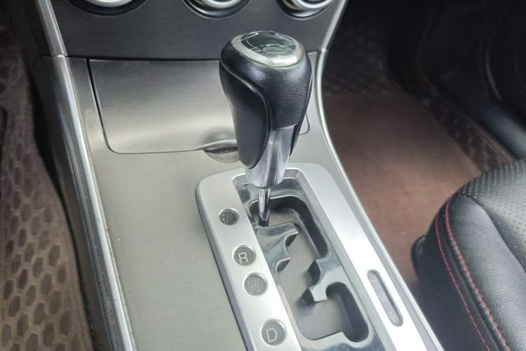 Used Mazda 6 2013 2.0L Automatic Fashion Edition Gear Lever