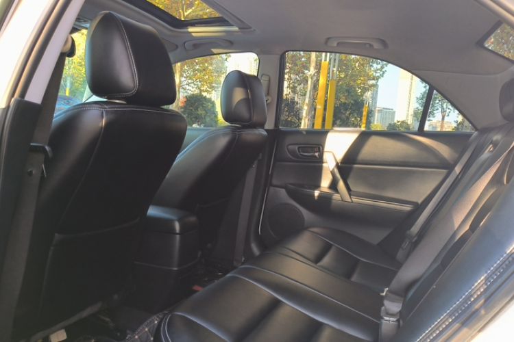 Used Mazda 6 2013 2.0L Automatic Fashion Edition Interior 3