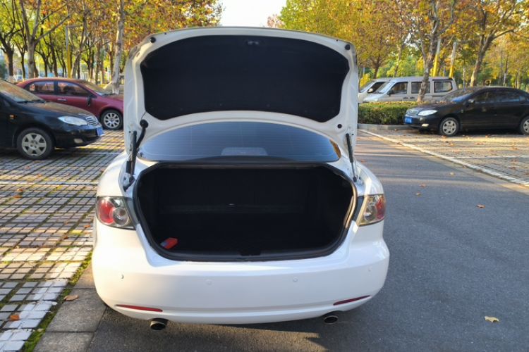 Used Mazda 6 2013 2.0L Automatic Fashion Edition Interior 4