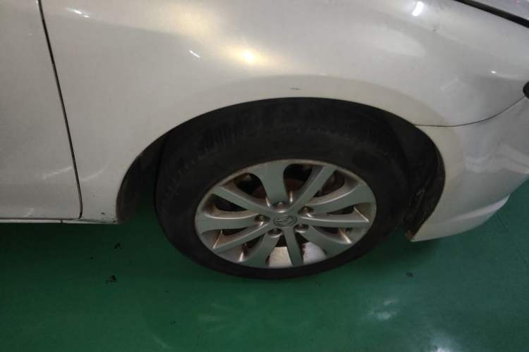 Used Mazda 6 2013 2.0L Automatic Fashion Edition Right Front Wheel Hub
