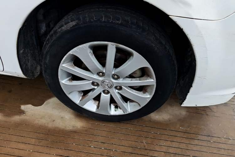 Used Mazda 6 2013 2.0L Automatic Fashion Edition Right Front Wheel Hub