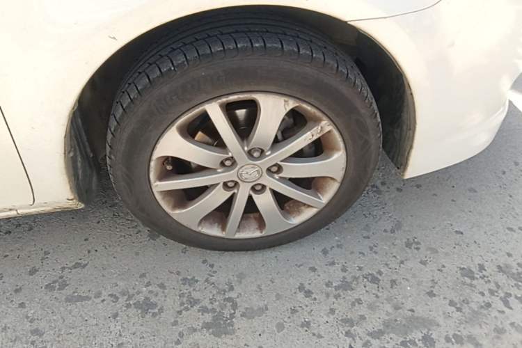 Used Mazda 6 2013 2.0L Automatic Fashion Edition Right Front Wheel Hub