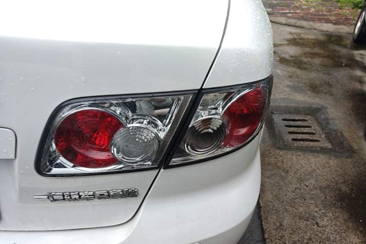Used Mazda 6 2013 2.0L Automatic Fashion Edition Right Rear Taillight