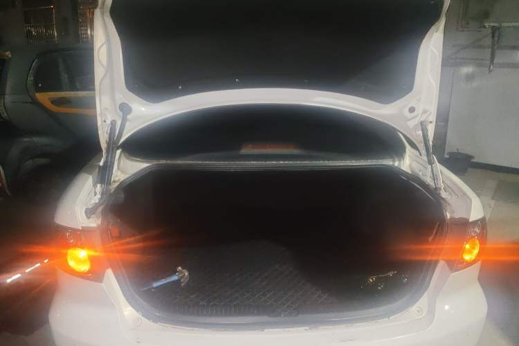 Used Mazda 6 2013 2.0L Automatic Ultra-Luxury Model Trunk