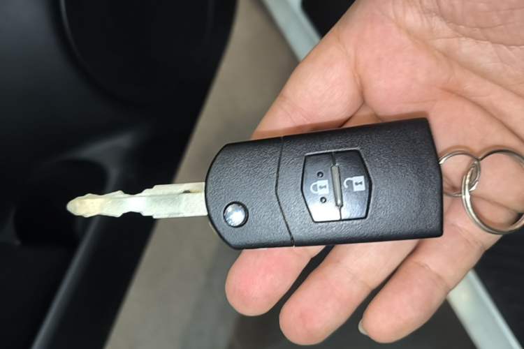 Used Mazda 6 2013 2.0L Automatic Fashion Edition Vehicle Key