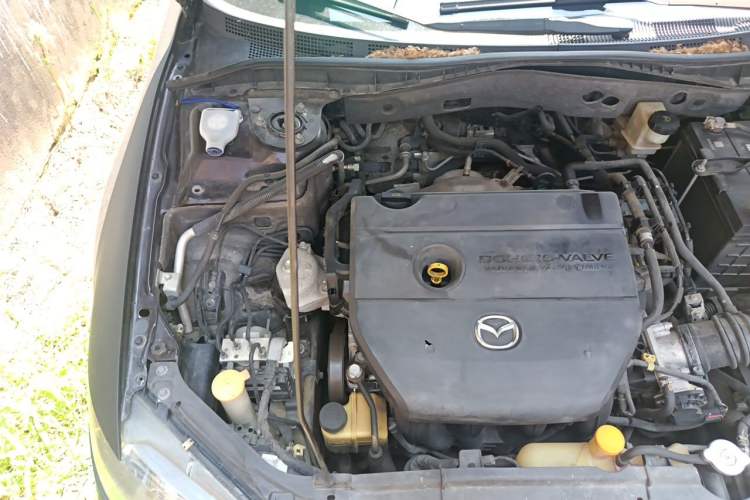 Used Mazda 6 2014 2.0L Automatic Classic Version Engine Bay Right