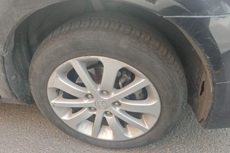 Used Mazda 6 2014 2.0L Automatic Classic Version Right Front Wheel Hub
