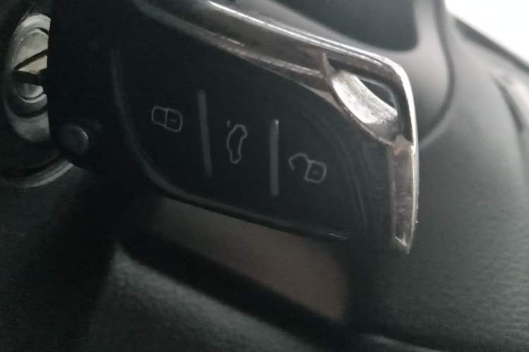 Used Mazda 6 2014 2.0L Automatic Classic Version Vehicle Key