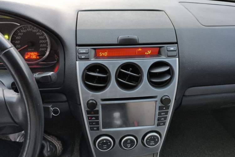 Used Mazda 6 2014 2.0L Automatic Classic Version Audio And AC Panel