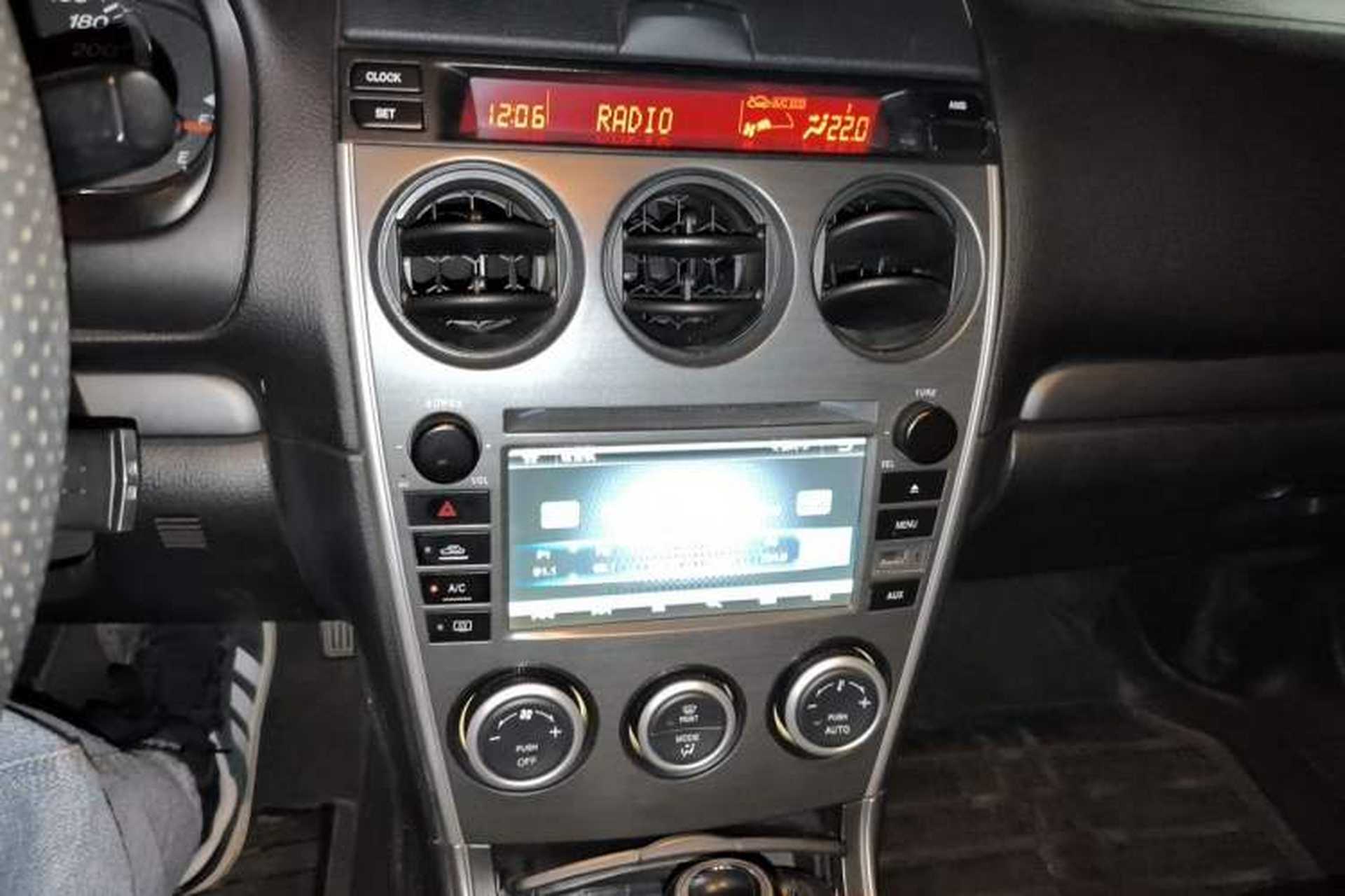 Used Mazda 6 2014 2.0L Automatic Classic Version Audio And AC Panel