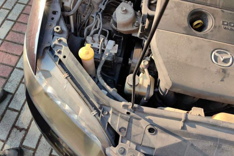 Used Mazda 6 2014 2.0L Automatic Classic Version Engine Bay Right