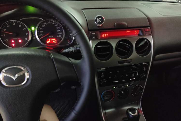 Used Mazda 6 2014 2.0L Automatic Classic Version Interior 5