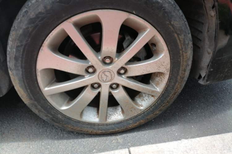 Used Mazda 6 2014 2.0L Automatic Classic Version Right Front Wheel Hub