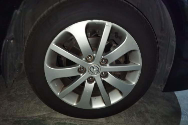 Used Mazda 6 2014 2.0L Automatic Classic Version Right Front Wheel Hub