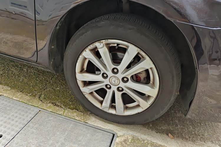 Used Mazda 6 2014 2.0L Automatic Classic Version Right Front Wheel Hub