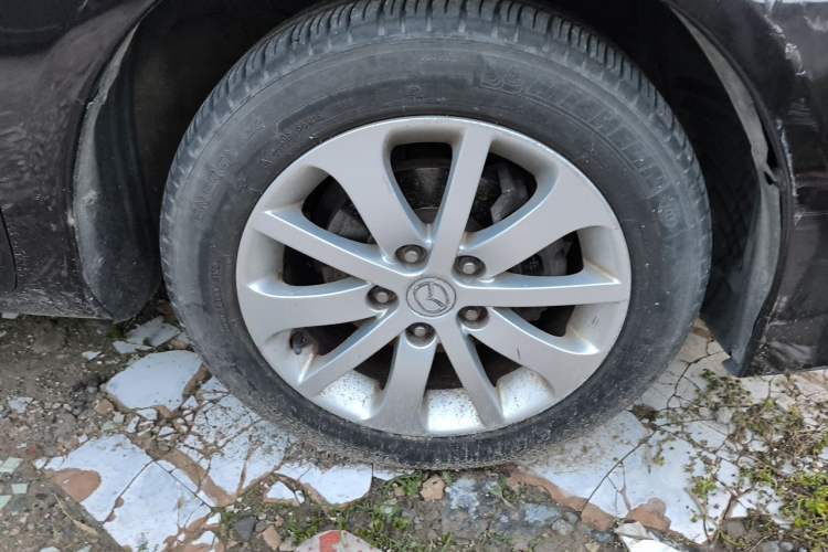 Used Mazda 6 2014 2.0L Automatic Classic Version Right Front Wheel Hub