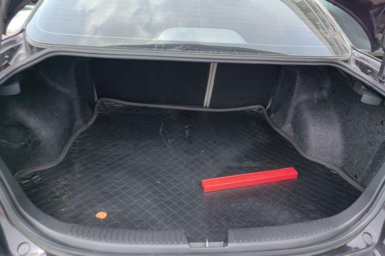 Used Mazda 6 2014 2.0L Automatic Classic Version Trunk