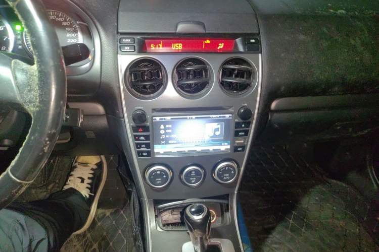 Used Mazda 6 2014 2.0L Automatic Classic Version Audio And AC Panel