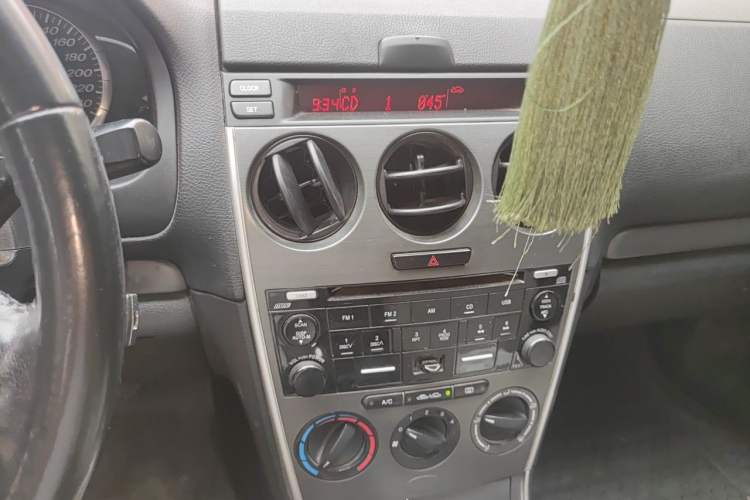 Used Mazda 6 2014 2.0L Automatic Classic Version Audio And AC Panel
