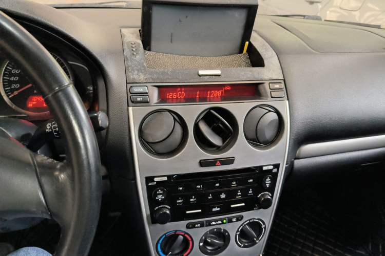 Used Mazda 6 2014 2.0L Automatic Classic Version Audio And AC Panel