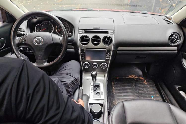 Used Mazda 6 2014 2.0L Automatic Classic Version Center Console