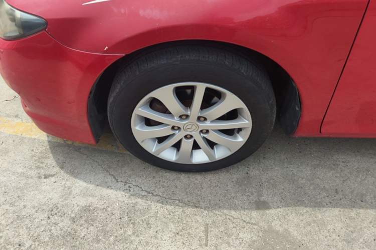 Used Mazda 6 2014 2.0L Automatic Classic Version Left Front Wheel Hub