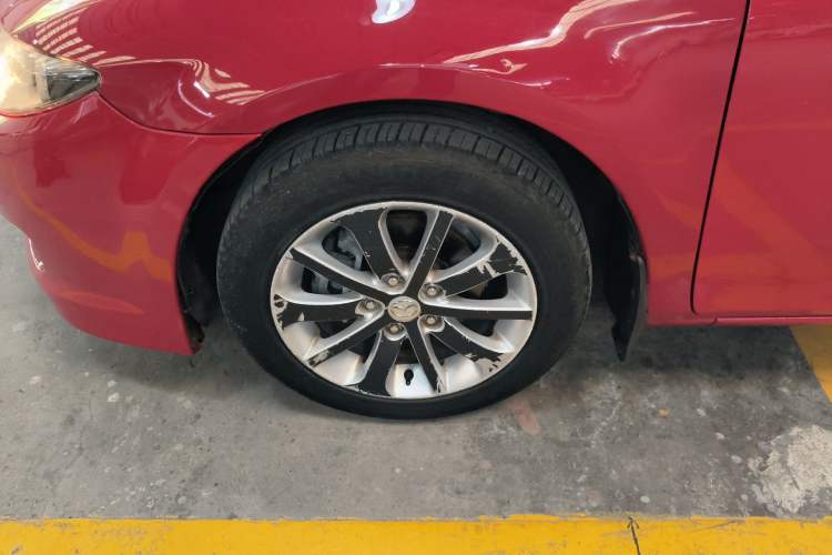 Used Mazda 6 2014 2.0L Automatic Classic Version Left Front Wheel Hub