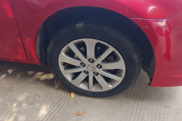 Used Mazda 6 2014 2.0L Automatic Classic Version Right Front Wheel Hub