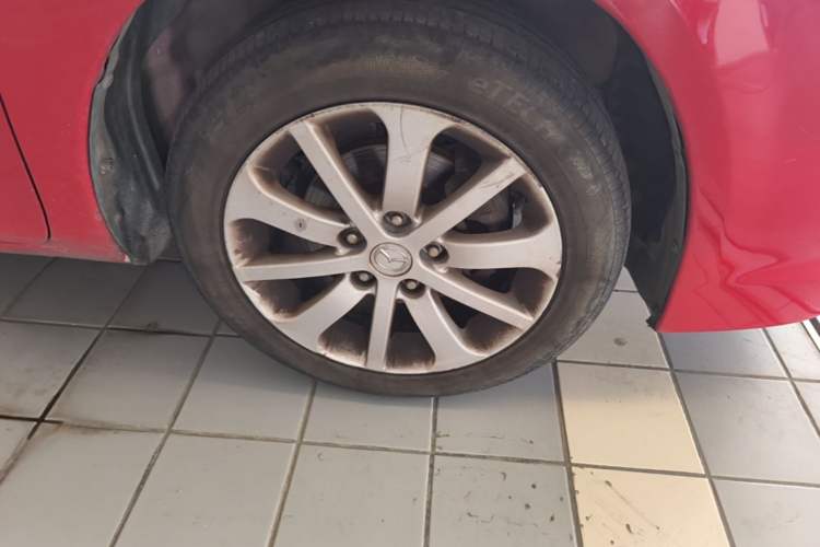 Used Mazda 6 2014 2.0L Automatic Classic Version Right Front Wheel Hub