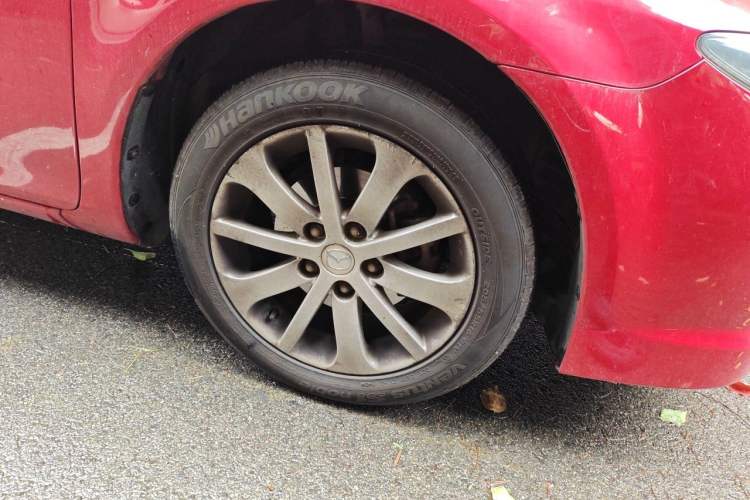 Used Mazda 6 2014 2.0L Automatic Classic Version Right Front Wheel Hub