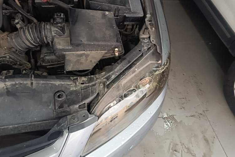 Used Mazda 6 2014 2.0L Automatic Classic Version Engine Bay Left