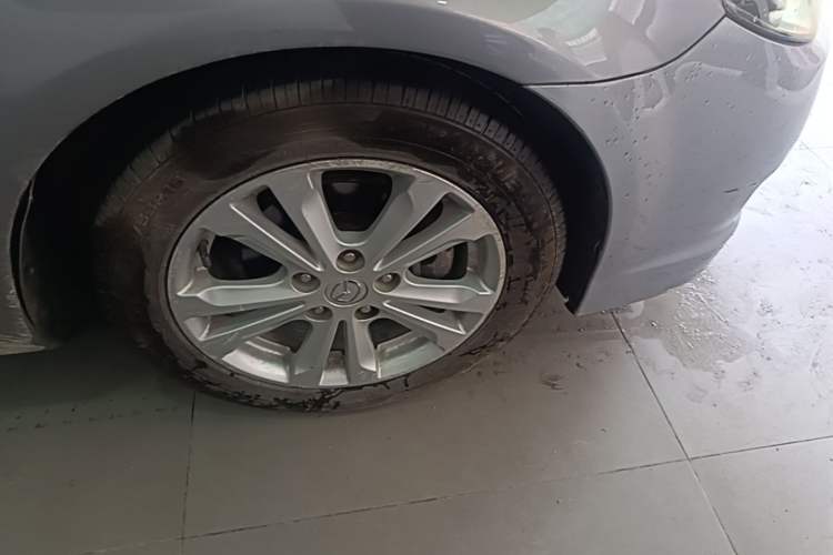 Used Mazda 6 2014 2.0L Automatic Classic Version Right Front Wheel Hub