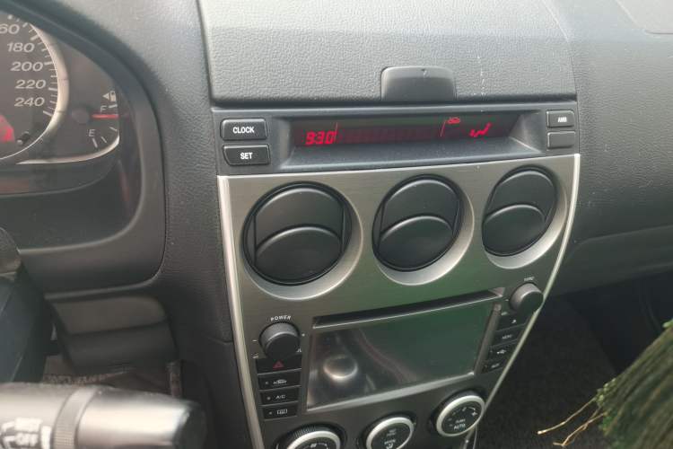 Used Mazda 6 2014 2.0L Automatic Classic Version Audio And AC Panel