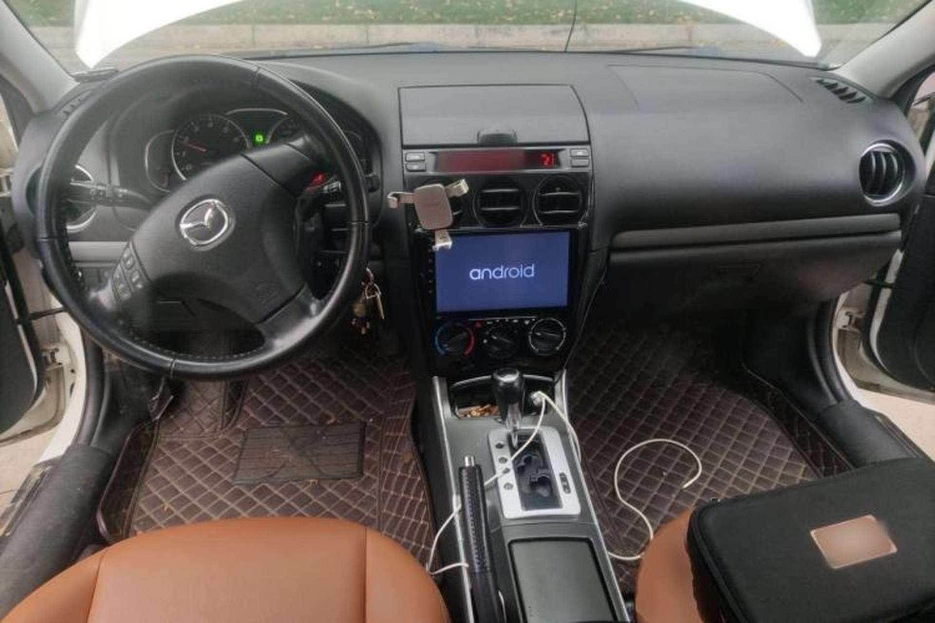 Used Mazda 6 2014 2.0L Automatic Classic Version Center Console