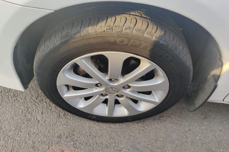 Used Mazda 6 2014 2.0L Automatic Classic Version Left Front Wheel Hub