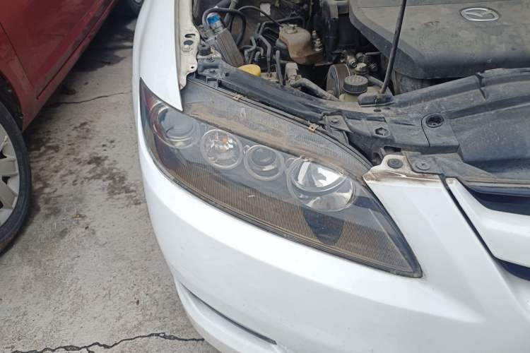 Used Mazda 6 2014 2.0L Automatic Classic Version Right Front Headlight