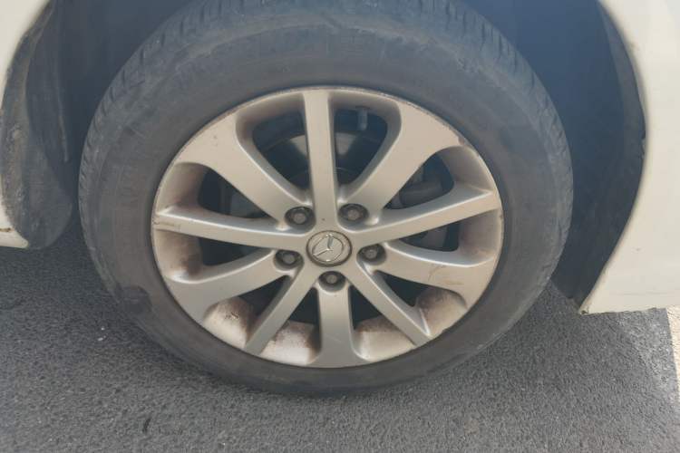 Used Mazda 6 2014 2.0L Automatic Classic Version Right Front Wheel Hub