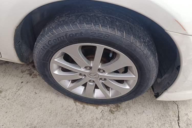 Used Mazda 6 2014 2.0L Automatic Classic Version Right Front Wheel Hub