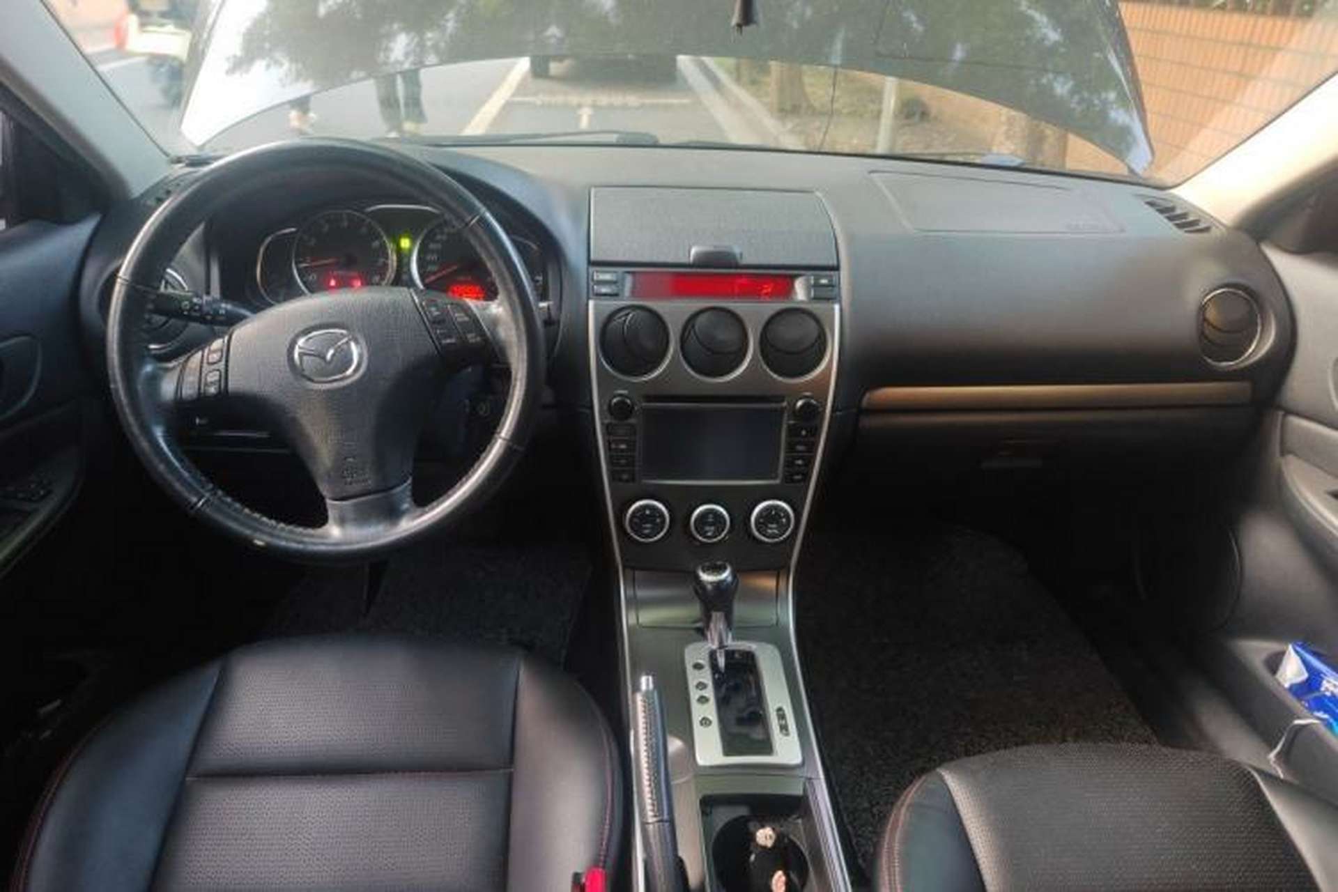 Used Mazda 6 2015 2.0L Automatic Fashion Edition Center Console
