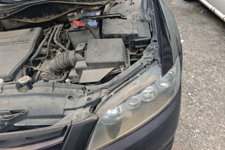 Used Mazda 6 2015 2.0L Automatic Fashion Edition Engine Bay Left