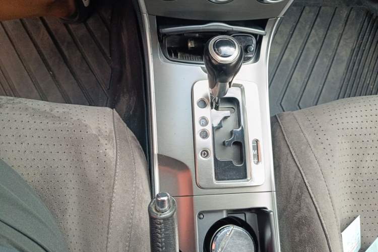 Used Mazda 6 2015 2.0L Automatic Fashion Edition Gear Lever