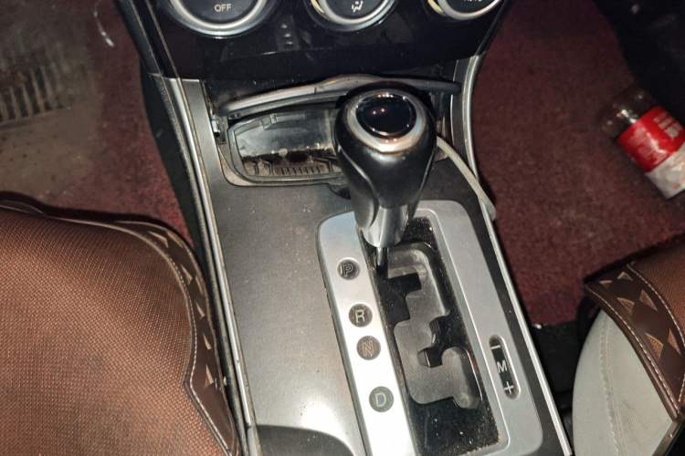Used Mazda 6 2015 2.0L Automatic Fashion Edition Gear Lever