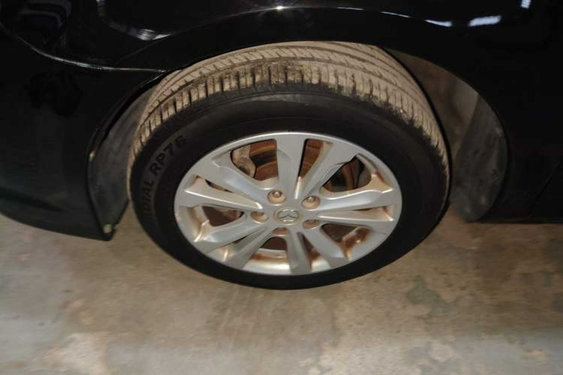 Used Mazda 6 2015 2.0L Automatic Fashion Edition Left Front Wheel Hub
