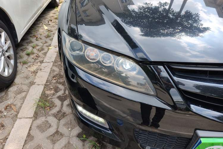 Used Mazda 6 2015 2.0L Automatic Classic Version Right Front Headlight