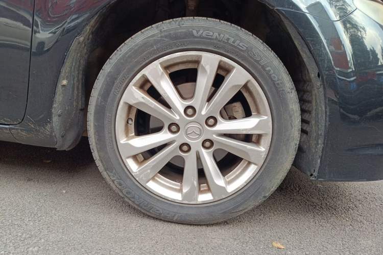 Used Mazda 6 2015 2.0L Automatic Fashion Edition Right Front Wheel Hub
