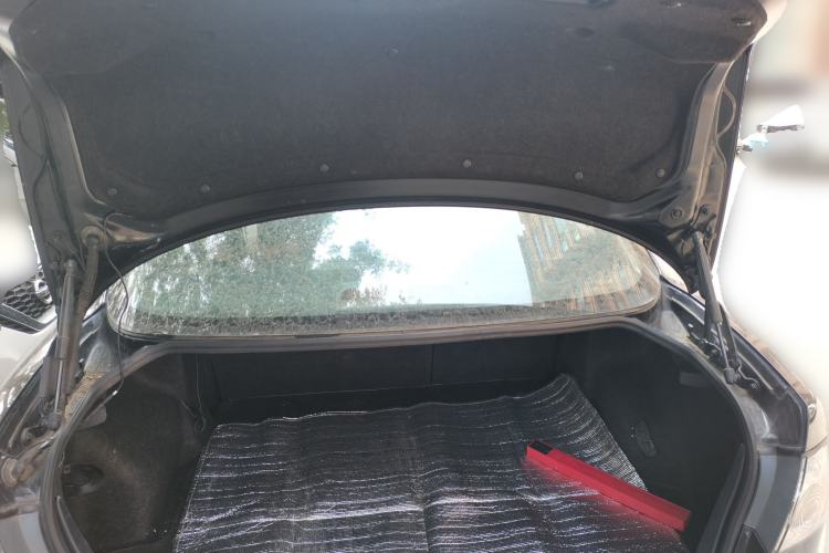 Used Mazda 6 2015 2.0L Automatic Classic Version Trunk