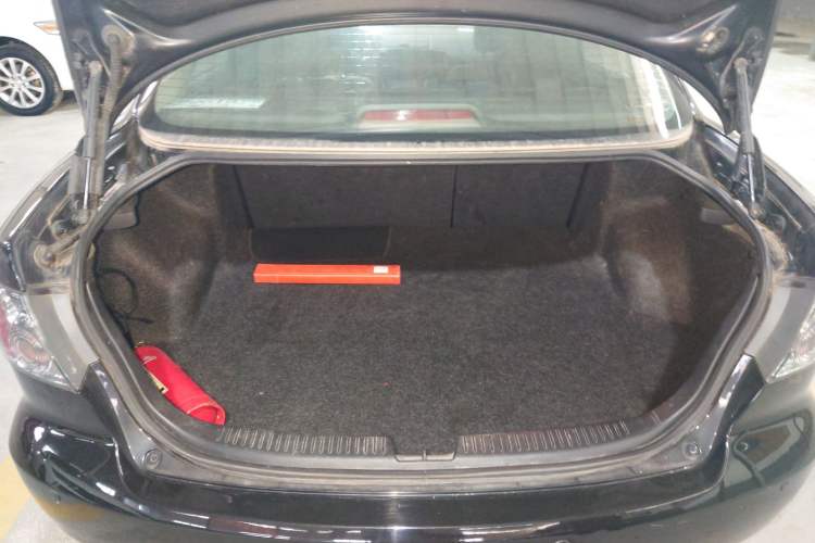 Used Mazda 6 2015 2.0L Automatic Fashion Edition Trunk