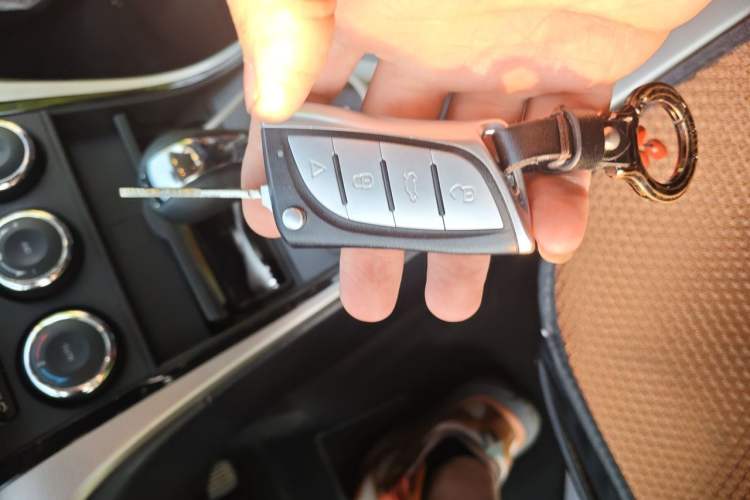Used Mazda 6 2015 2.0L Automatic Elite Edition Vehicle Key