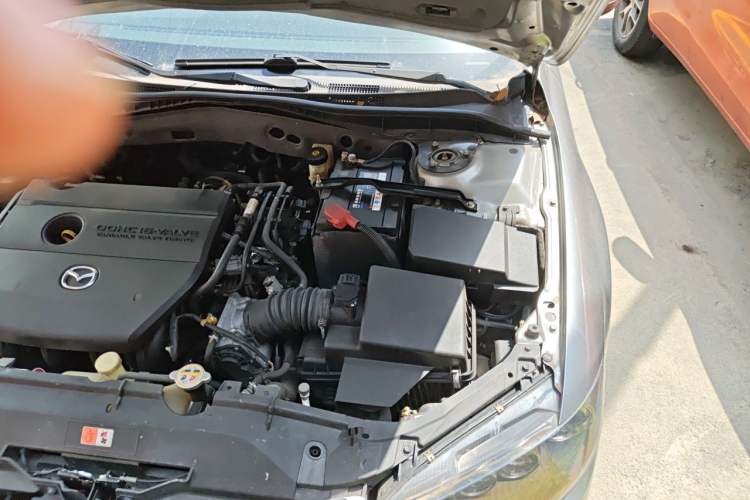 Used Mazda 6 2015 2.0L Automatic Classic Version Engine Bay Left